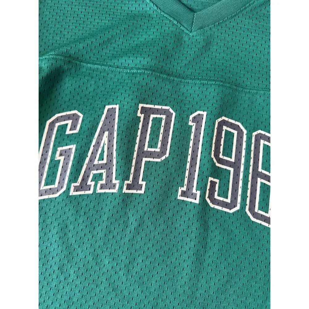 Cool & Comfy: Gap Kids GapFit Tech Mesh Jersey T-Shirt XL